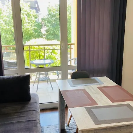 Апартамент- Вила Флоренс На 600 М От Плажа! * Varna